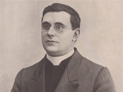 Ritratto fotografico di Don Giovanni Minzoni