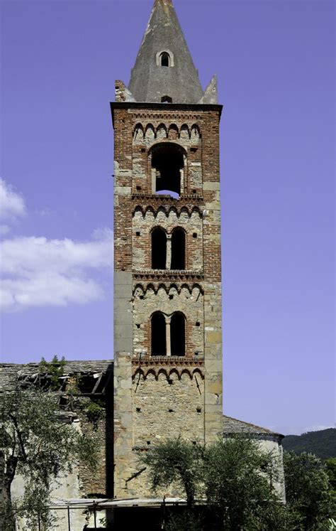 Schema architettonico della facciata e del campanile di San Bartolomeo
