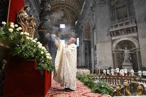 Tematica foto del Papa che celebra la Messa a Casa Santa Marta