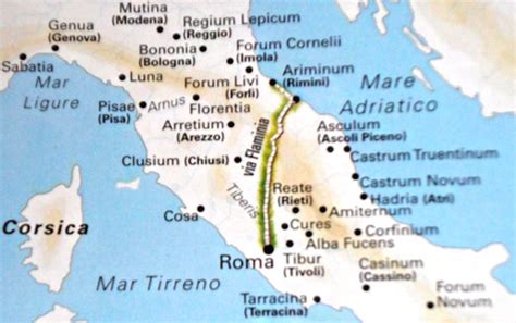 Ricostruzione storica di un insediamento romano in Umbria, con la Via Flaminia e un porto fluviale.