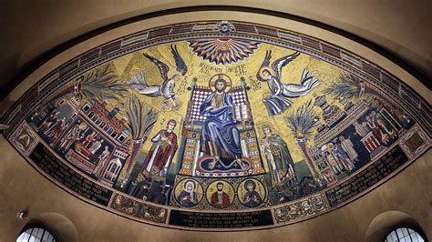 Mosaico della Parete Centrale nell'abside della chiesa