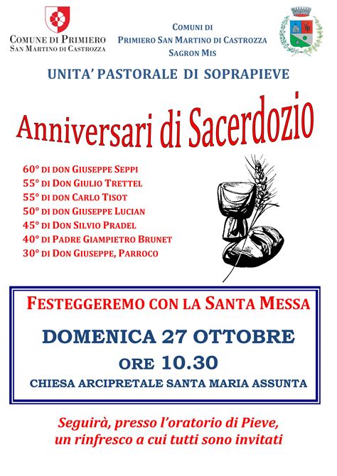 Comunità che applaude un sacerdote in occasione di un anniversario