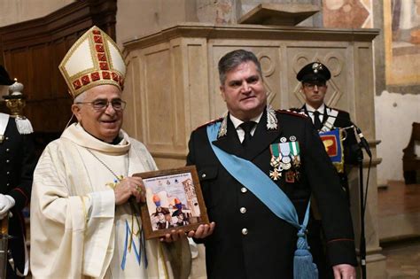 Ritratto ufficiale di Monsignor Ernesto Mandara