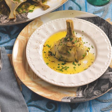 Piatto gourmet con carciofo alla romana e liquirizia