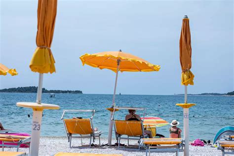 Vista della spiaggia attrezzata del Nausicaa Village