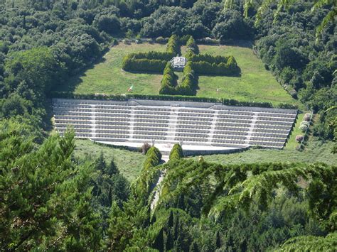 Panoramica del Cimitero Militare Polacco a Montecassino