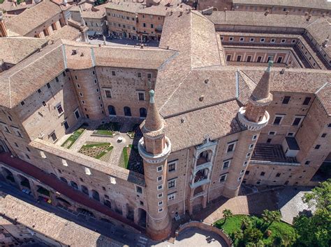 Veduta del Palazzo Ducale di Urbino, sede della Galleria Nazionale delle Marche