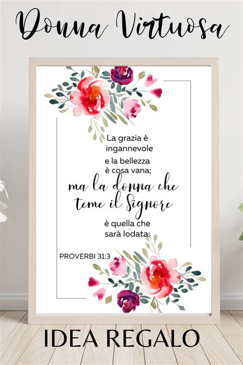 Illustrazione della donna virtuosa di Proverbi 31 con simboli di forza, saggezza e operosità.