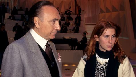 Illustrazione dei due figli a confronto, uno che rifiuta inizialmente e poi agisce, l'altro che acconsente verbalmente ma non agisce.