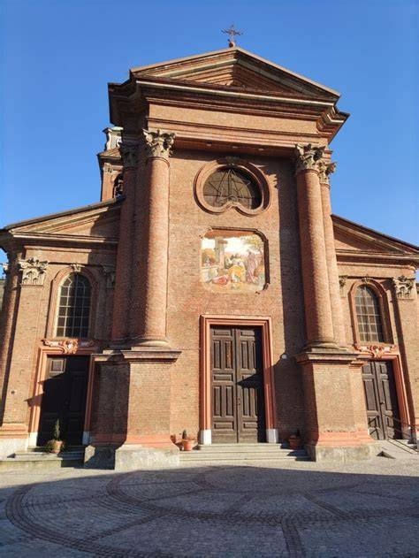Vista esterna della chiesa parrocchiale di Santa Maria Maddalena