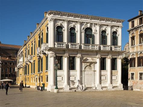 Affresco di palazzo Loredan a Santo Stefano, Venezia