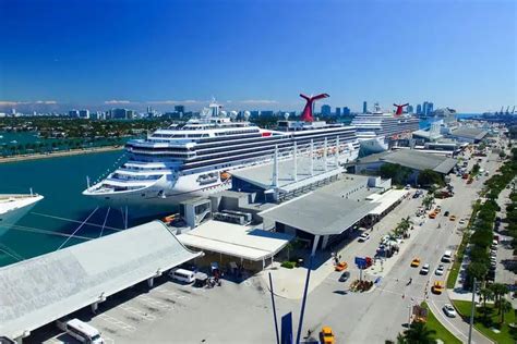 Mappa stilizzata del Porto di Miami con indicazioni per i terminal crocieristici