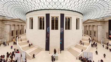 Confronto tra il disegno del British Museum e le copie pittoriche dell'opera