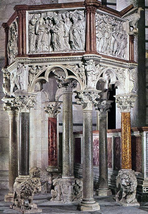 Dettaglio del pulpito di Nicola Pisano