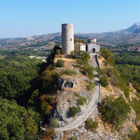 Panorama del Santuario di Saiano e della Valmarecchia