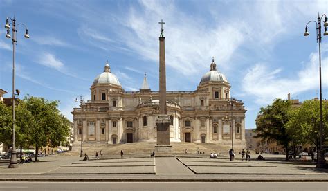 Piazza dell'Esquilino con l'abside della Basilica di Santa Maria Maggiore e l'Obelisco