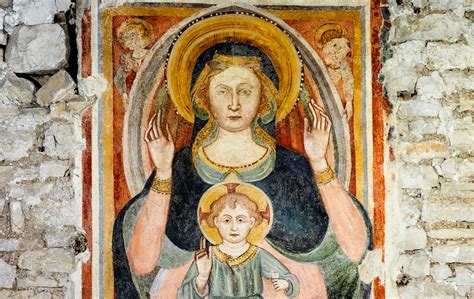 Affresco della Madonna del Bosco all'interno della chiesa