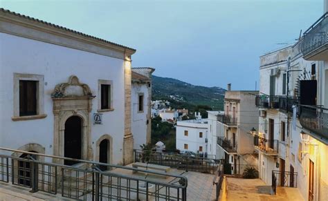Centro storico di Noia con la sua architettura tipica