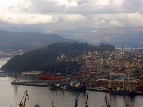 Panorama di Vigo con la Fortezza di Castro