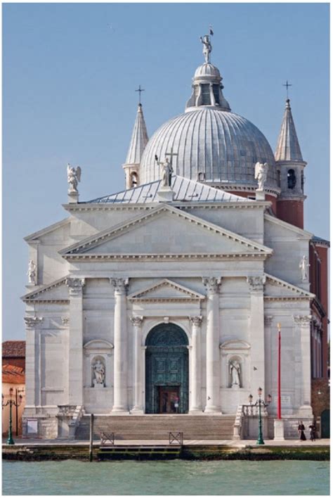 Foto esterna della Chiesa Parrocchiale del Santissimo Redentore e Sant'Urbano Papa ad Altavilla Vicentina