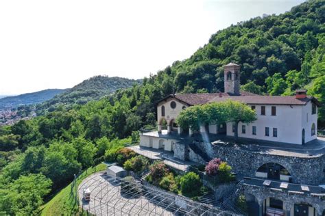Disegno storico o ricostruzione dell'evoluzione architettonica del Santuario dello Zuccarello