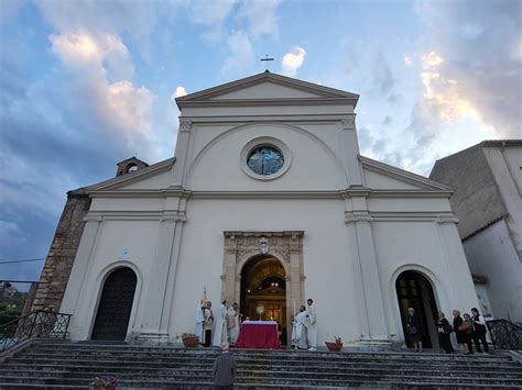 Foto storica o veduta architettonica della facciata del Santuario del SS. Crocifisso dell’Icona ad Ascoli Piceno