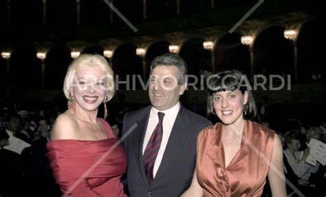 Foto d'archivio di Sandra Milo durante un'intervista televisiva