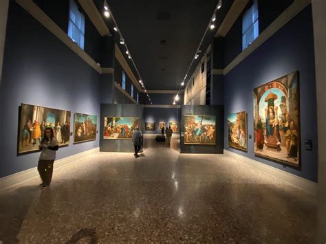 Il nuovo allestimento museale con i frammenti marmorei calpestabili sopra la pianta del Nolli