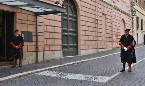 Mappa indicativa dell'accesso al Vaticano tramite Porta di Sant'Anna