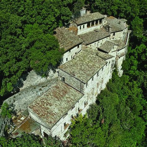Veduta aerea dei chiostri e del complesso conventuale di Santa Croce