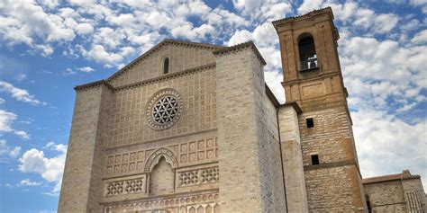 Foto di un'assemblea di chiese battiste