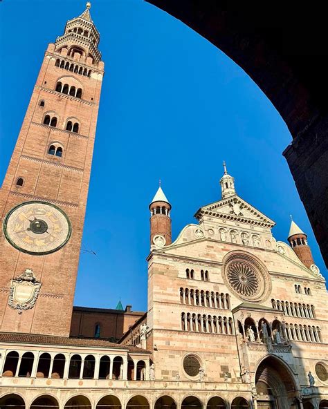 Foto dell'orologio astronomico del Torrazzo di Cremona