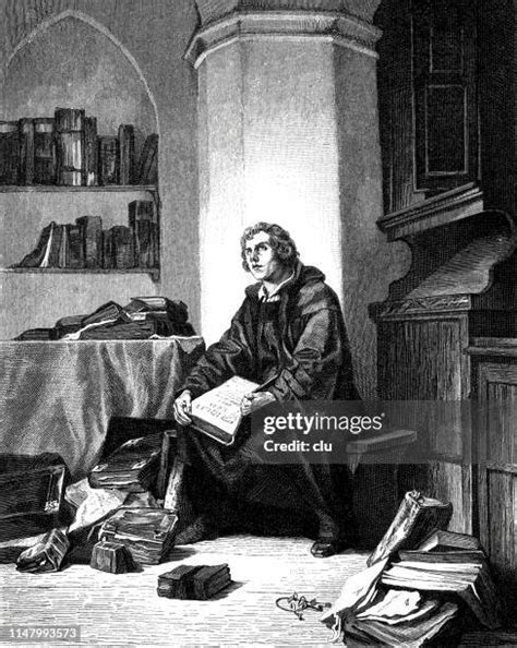 Illustrazione di Martin Lutero che studia la Bibbia in un monastero