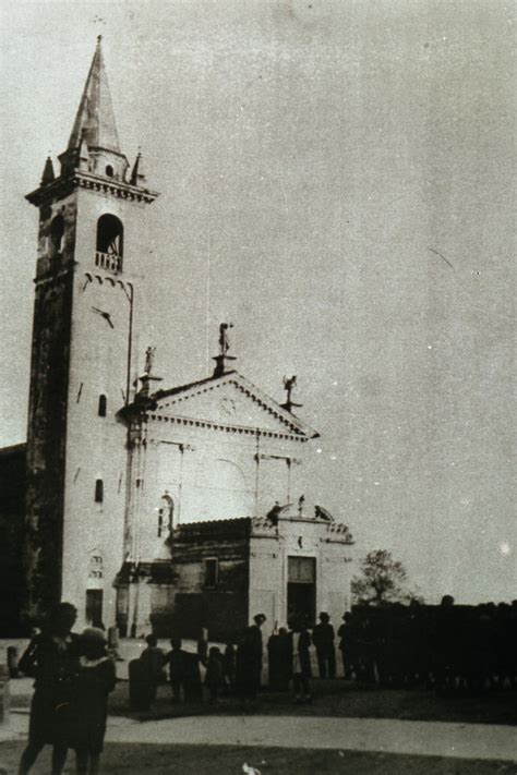 Campanile della Chiesa di Casalserugo nel dopoguerra (1946-1947)