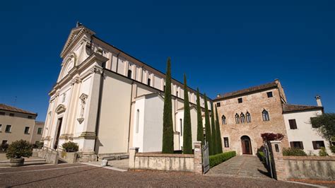 Panoramica esterna della Chiesa di Casalserugo