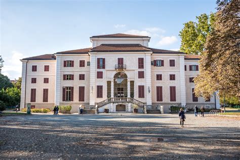 Foto attuale di Villa Amoretti a Torino