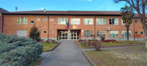 Foto panoramica della struttura o veduta esterna dell'Istituto Santa Maria a Livorno
