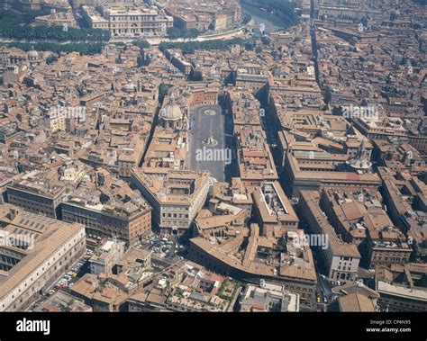 foto aerea di Piazza Navona e dintorni a Roma