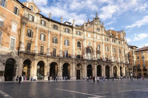 foto dell'Hotel a reddito nel centro storico di Roma (facciata esterna)