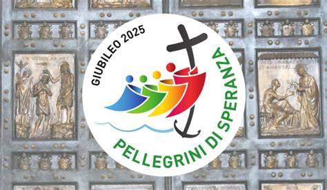 Foto della Croce-pellegrina con la scritta