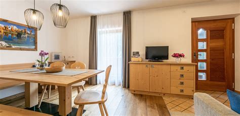 Interno di un appartamento agrituristico con vista panoramica