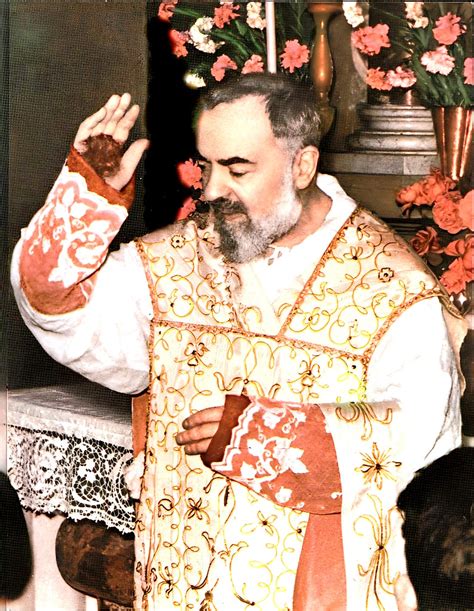 Illustrazione delle stigmate di Padre Pio