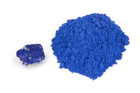 Lapislazzuli, minerale grezzo per pigmento blu oltremare