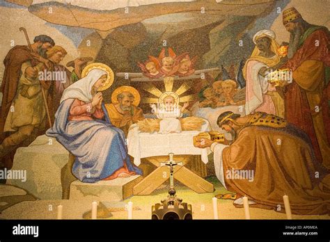 Mosaico della Natività con raffigurazione dei Magi con copricapi orientali