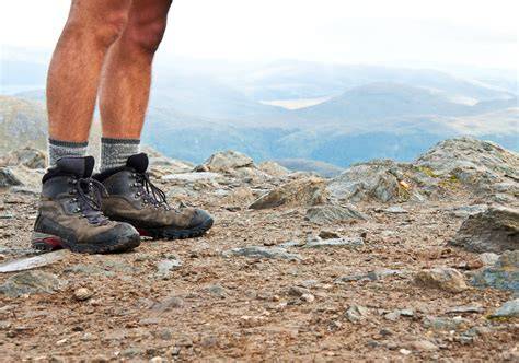 Scarpe da trekking adatte per un terreno fangoso