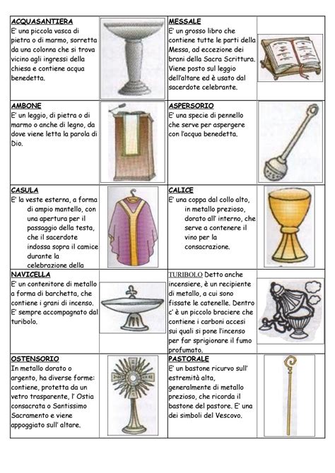 Foto di un altare finemente allestito con accessori liturgici