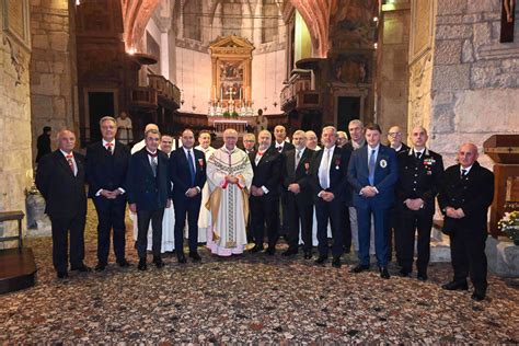 schema delle onorificenze pontificie e delle categorie di monsignori