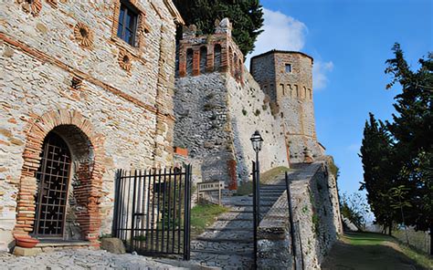 Castello medievale di Montebello con atmosfera misteriosa