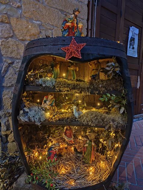 Diorama di un presepe storico allestito in un locale a Collinas