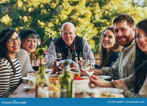 Gruppo di persone in un seminario sulla famiglia